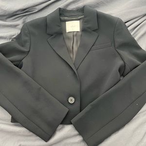 Aritzia Wilfred La Paz Cropped Blazer